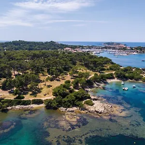 Hotel Helios - Ile Des Embiez Six-Fours-les-Plages