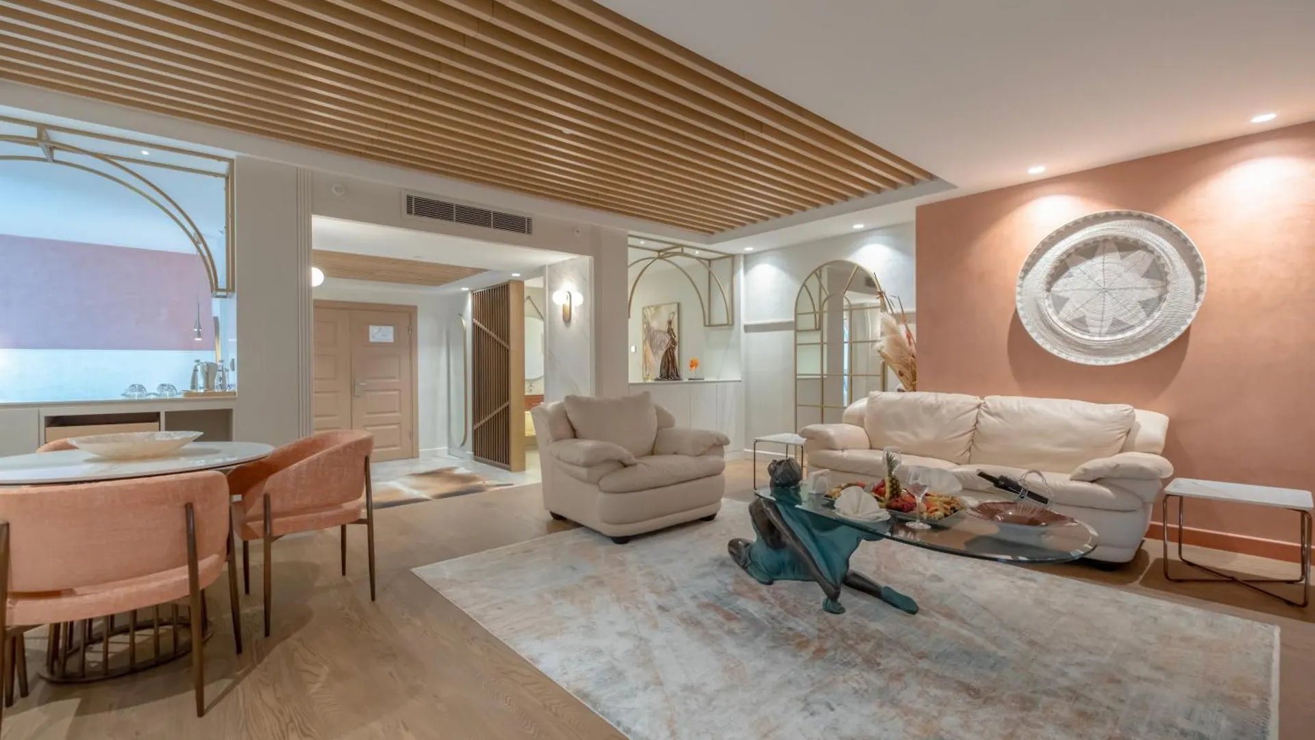 Fame Residence Lara & Spa Antalya 5*,
